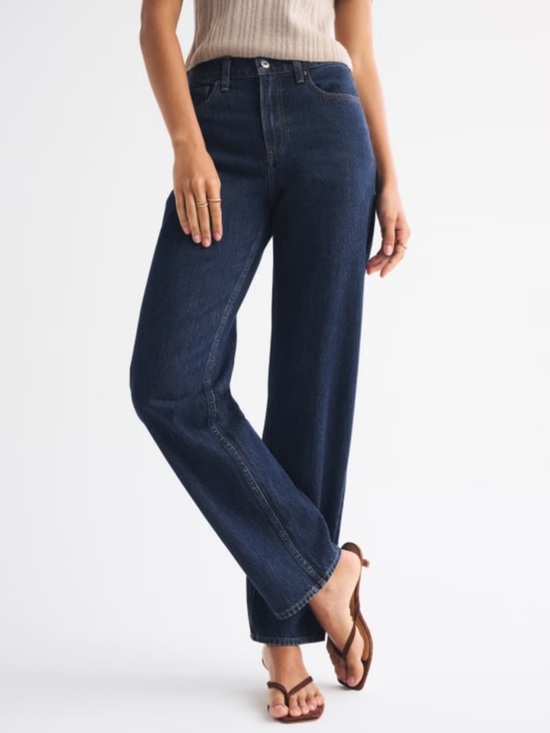 Abercrombie & Fitch Denim - Abercrombie & Fitch high-rise loose jeans, size 26